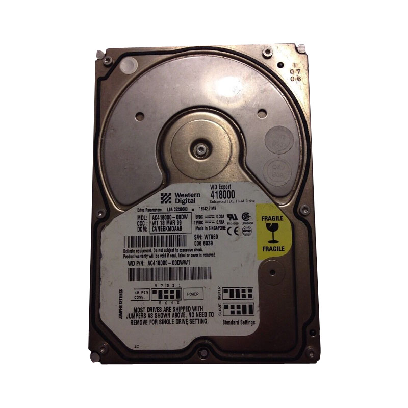 Western Digital - 18GB 7.2K ATA-66 3.5" 2MB Cache Hard Drive - WD418000