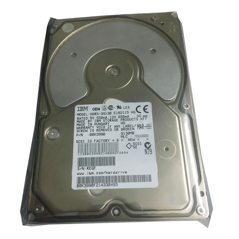 00K3990.jpg IBM 00K3990 - 9.1GB 7.2K 68-PIN SCSI 3.5" Hard Drive - Image 1