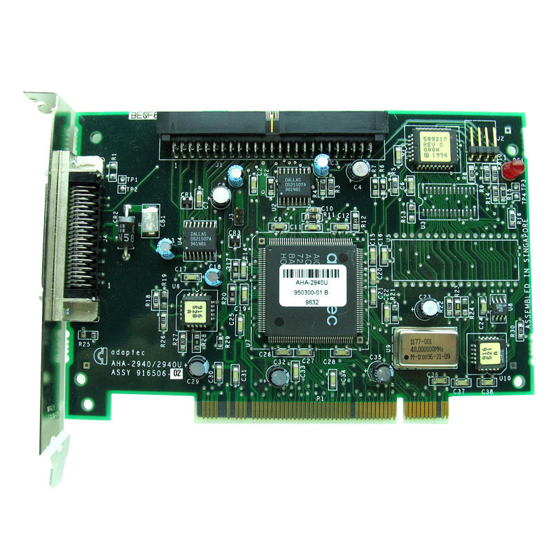 185202-001.jpg HP 185202-001 - PCI SCSI Controller Card - Image 1