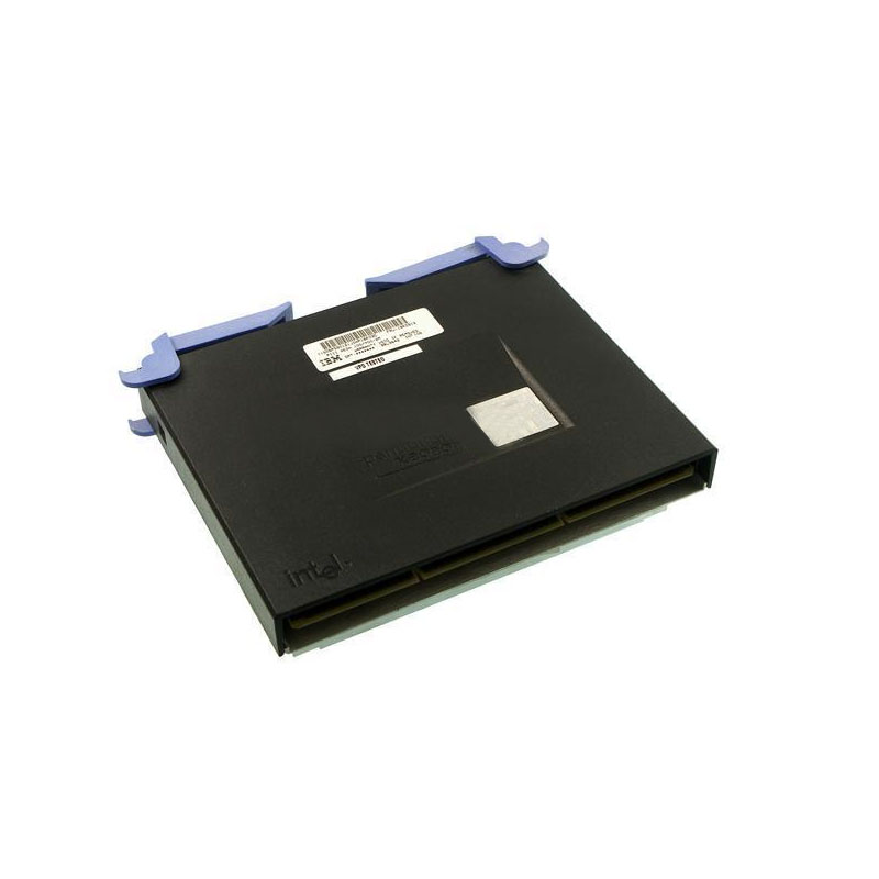 IBM 19K0913 - PIII Slot-2 Xeon 700Mhz 2MB Cache Processor Only