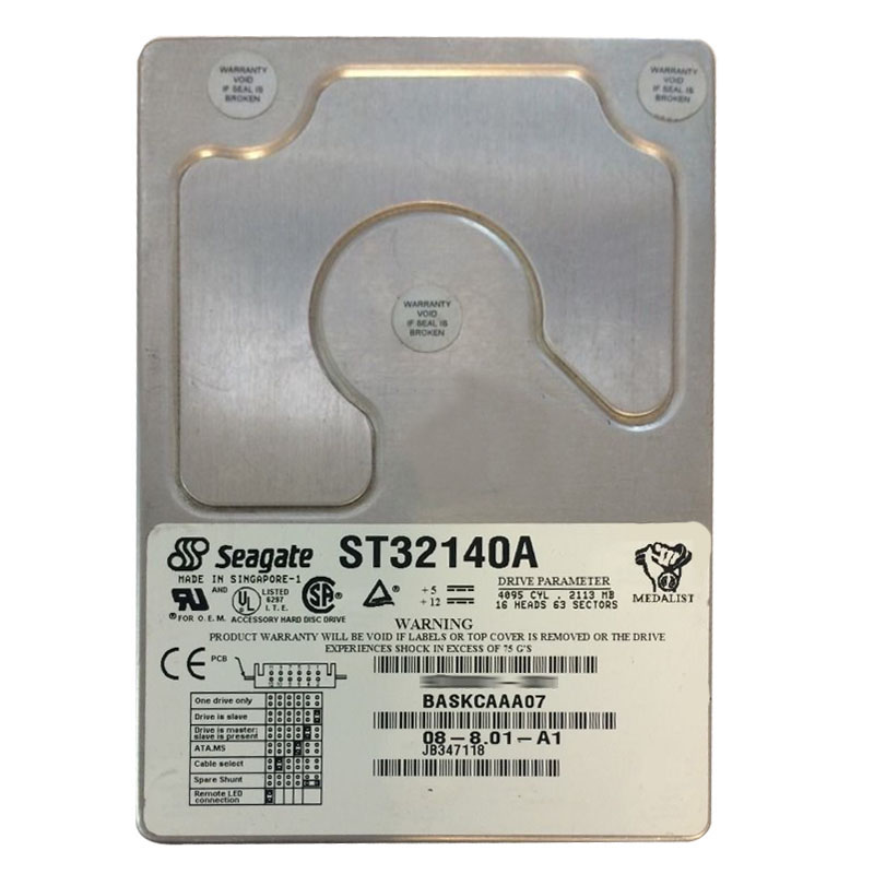 Seagate - 2.11GB 5.4K IDE 3.5" 256KB Cache Hard Drive - ST32140A
